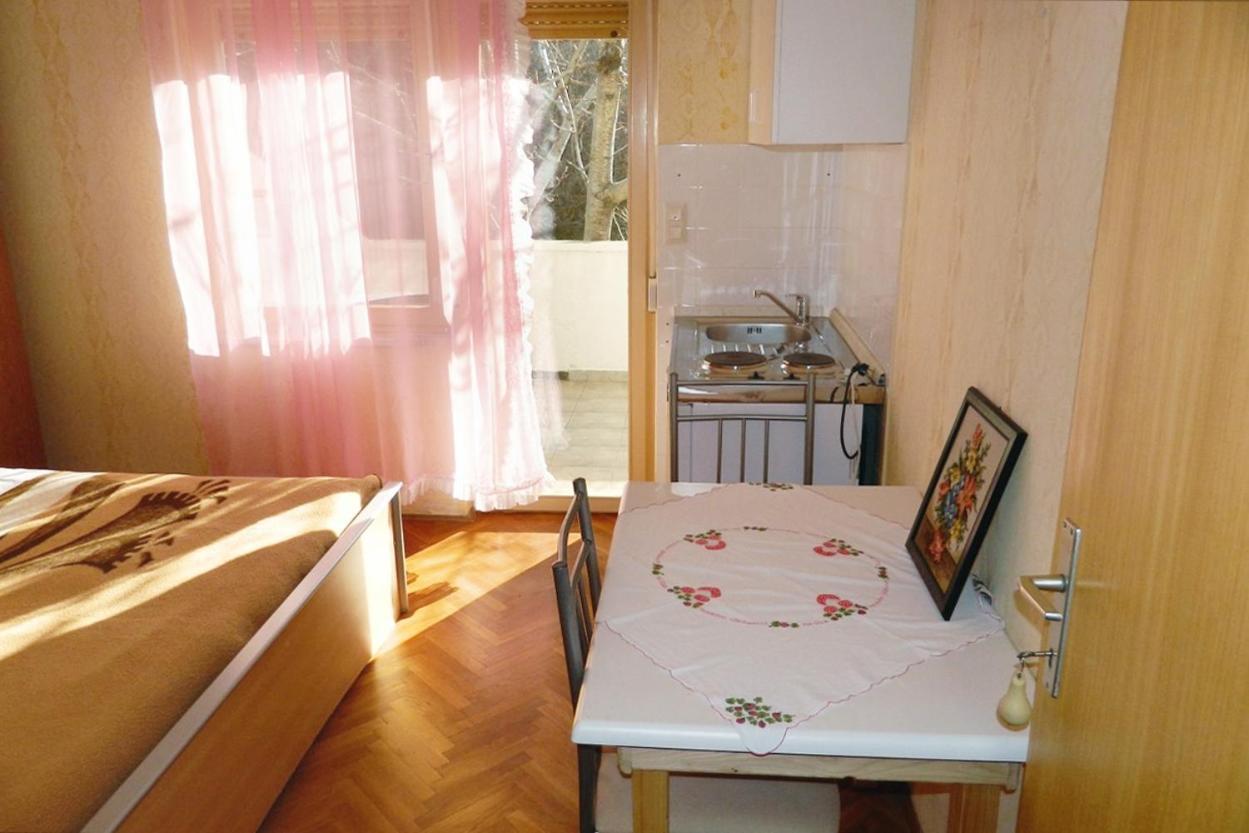 Studio Palit 3195A Exterior foto